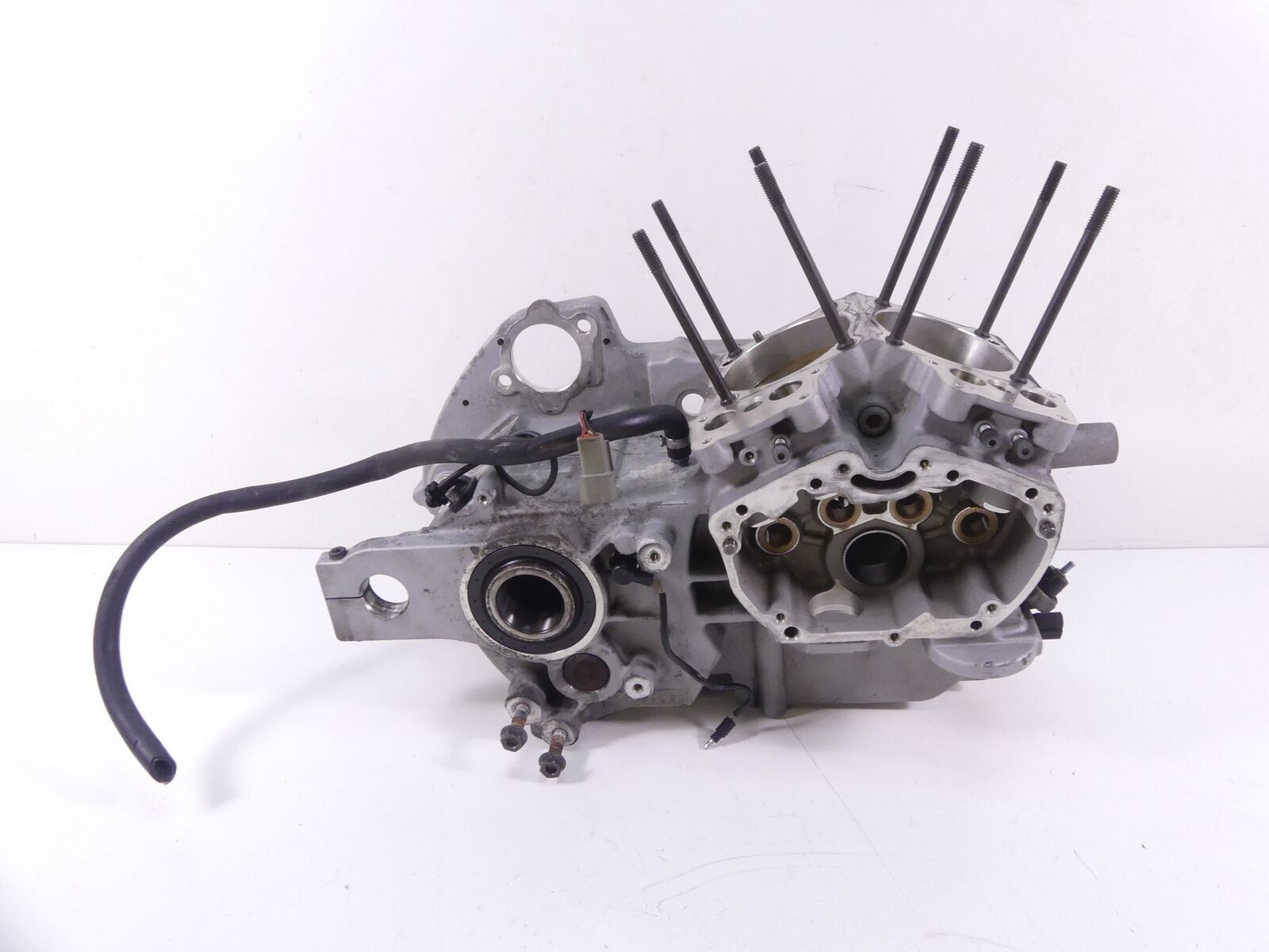 2006 Buell Ulysses XB12 X Engine Crankcase Crank Case Set 24439-06 {{ shop.shopifyCountryName }} - Mototech271