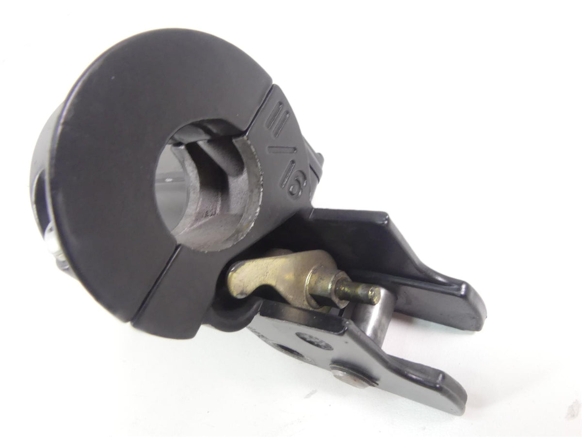 1993 Harley Dyna FXDL Low Rider Front Brake Master Cylinder 11/16 45013-93 {{ shop.shopifyCountryName }} - Mototech271