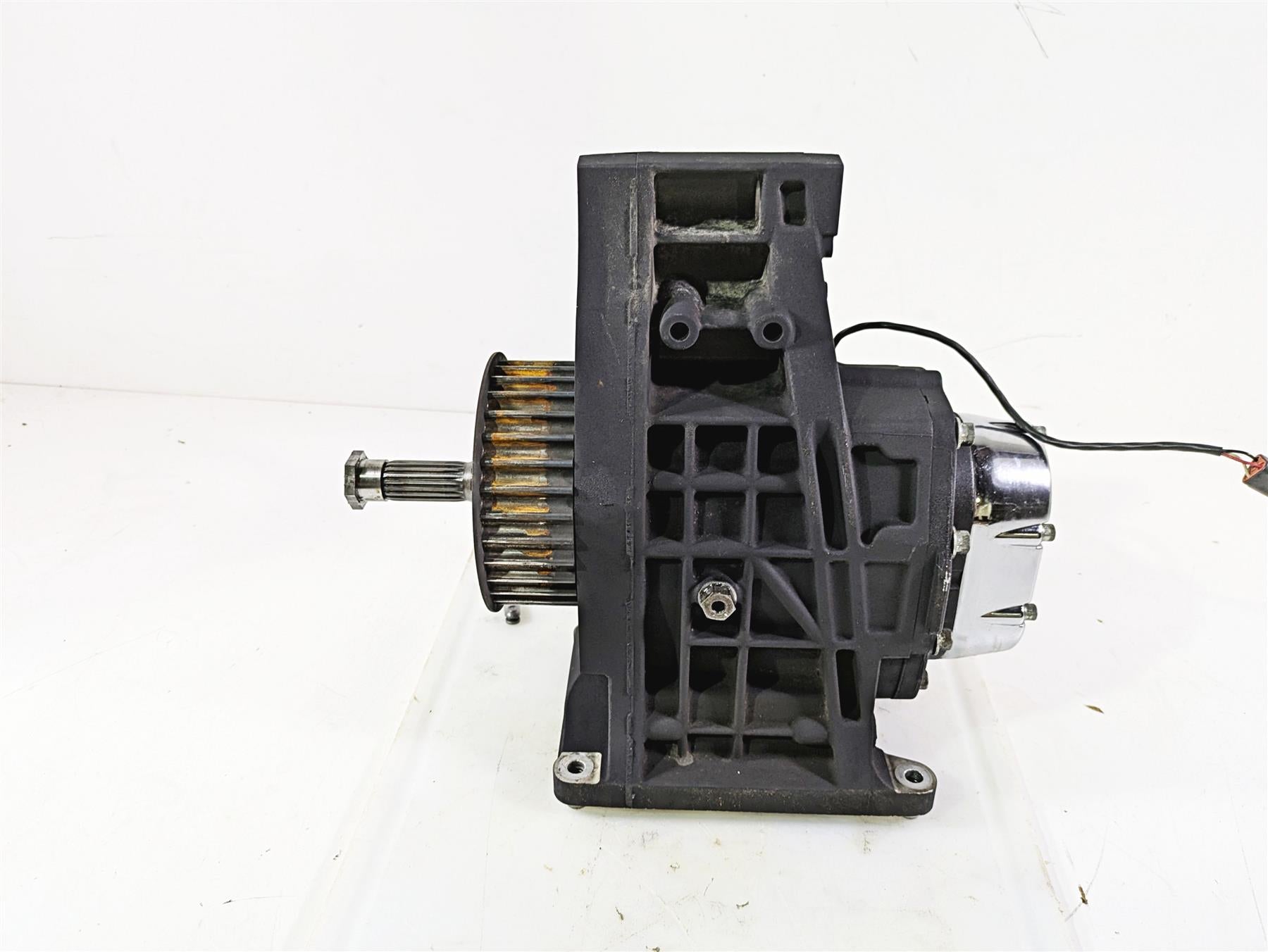 2003 Harley Softail FXSTDI Deuce 100th 5-Speed Transmission Gear Box 34732-00A {{ shop.shopifyCountryName }} - Mototech271