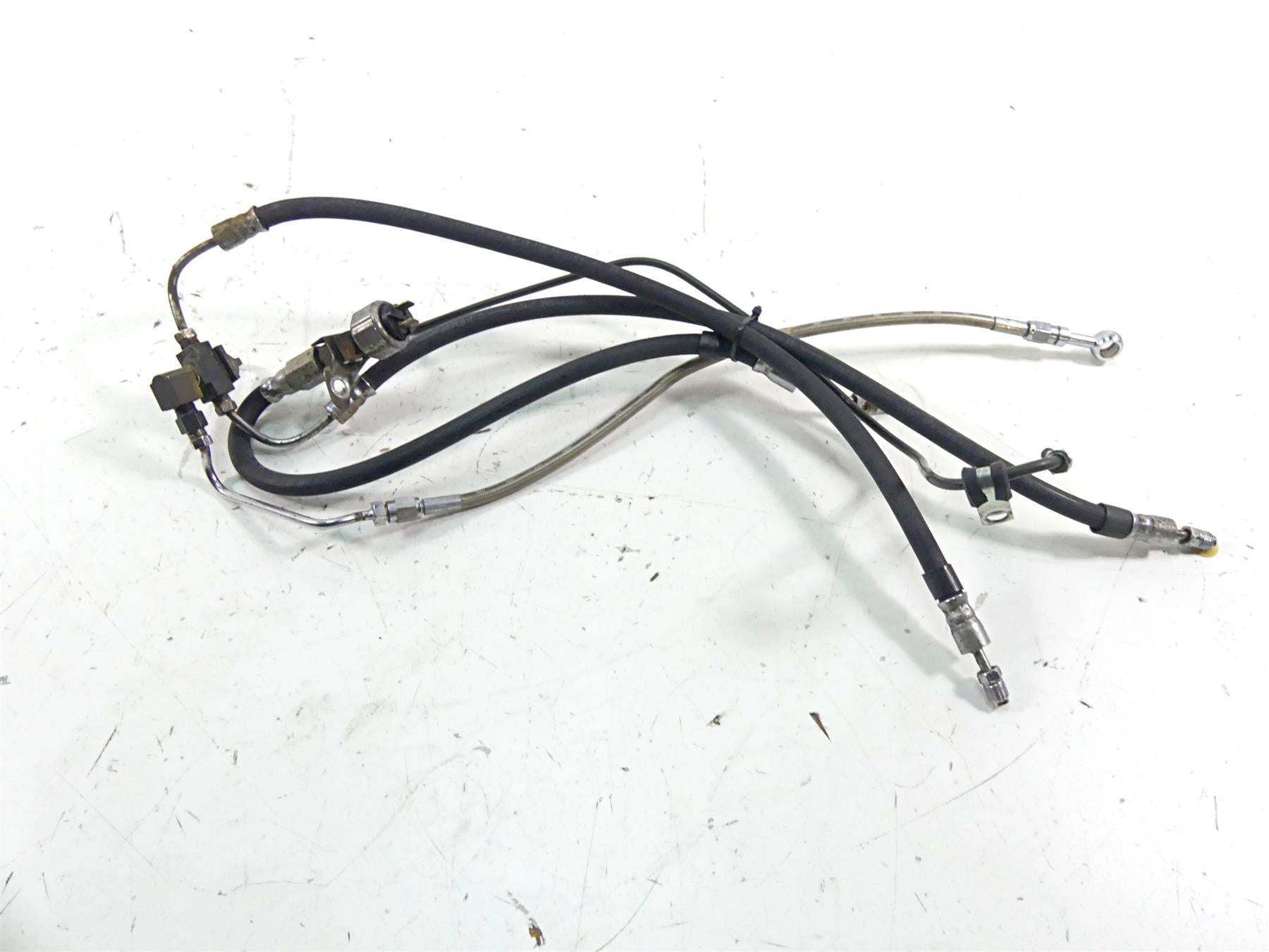 1979 Harley Sportster XLS1000 Roadster Front Rear Brake Line Hose Set 45123-77 {{ shop.shopifyCountryName }} - Mototech271