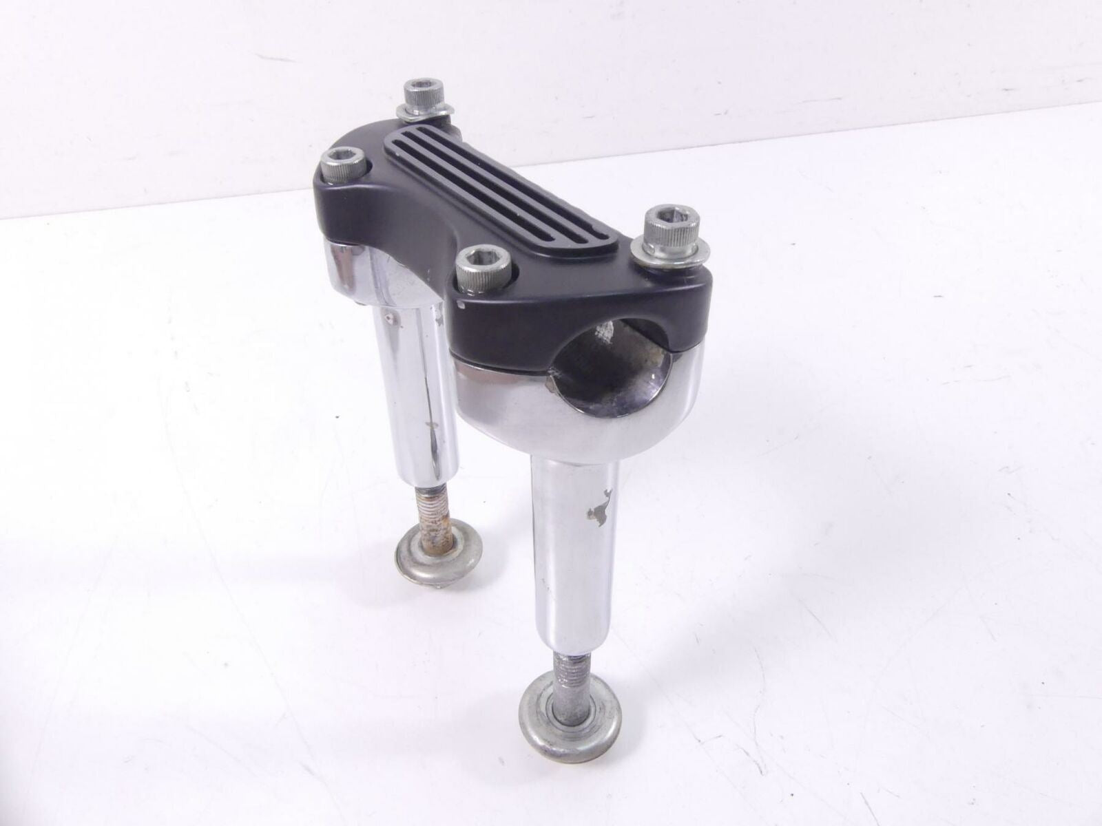 2000 Harley Sportster XL1200 Handlebar Handle Bar Riser Mount 4 1/8" 67898-96 {{ shop.shopifyCountryName }} - Mototech271