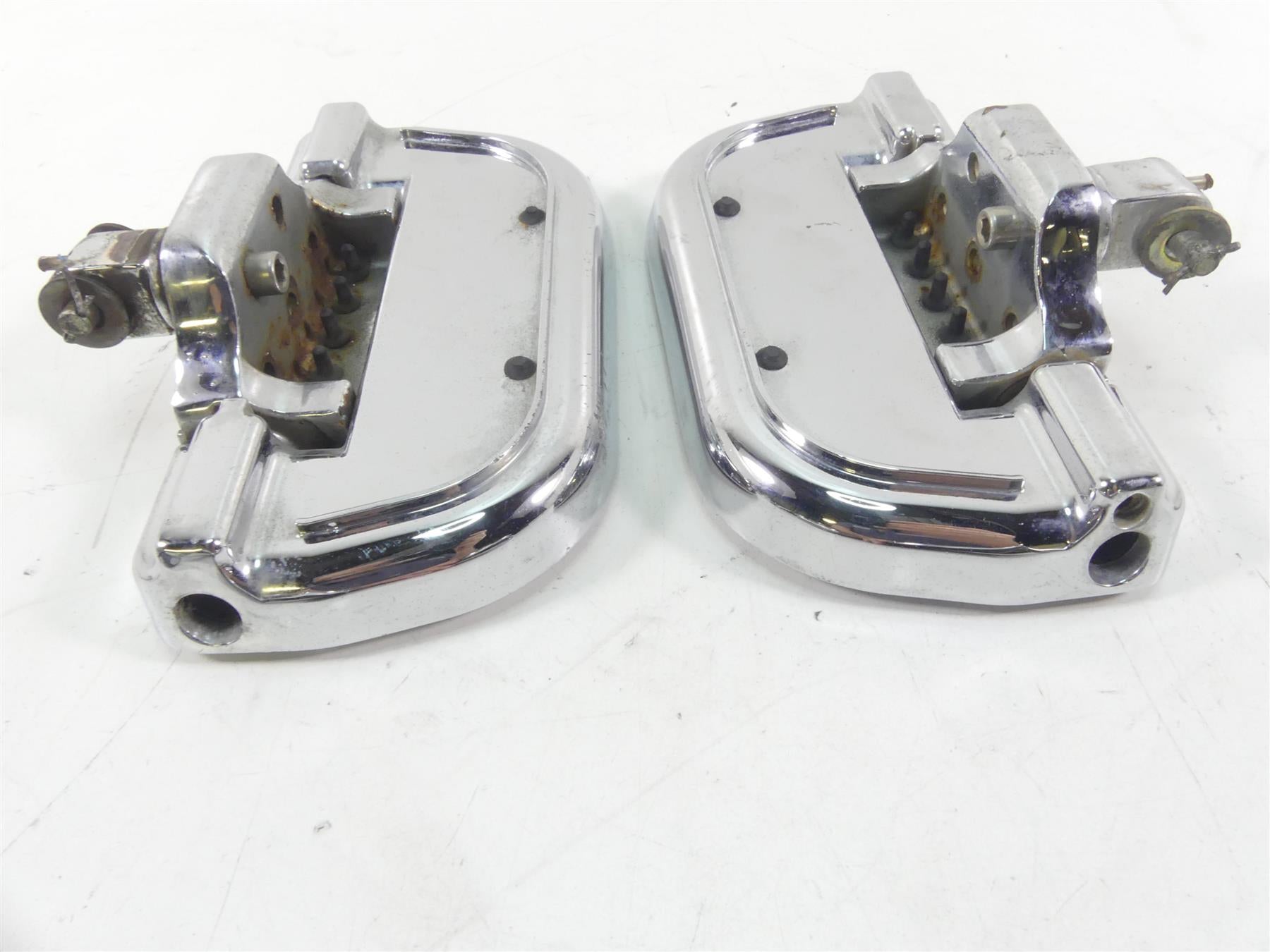 2007 Honda VT1100 C Shadow Spirit Kuryakyn Front Rear Floor Board Set 4351 8818 {{ shop.shopifyCountryName }} - Mototech271