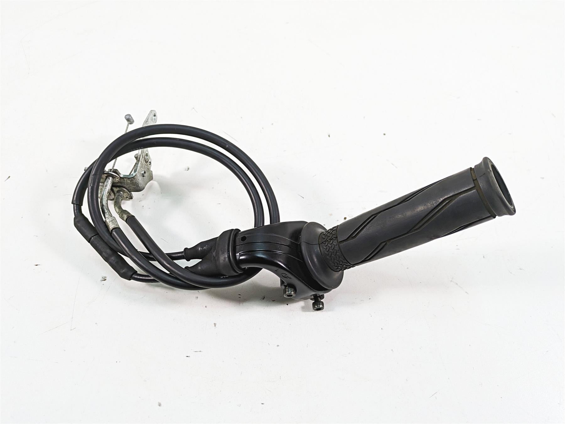 2007 Yamaha R1 YZFR1 Throttle Grip & Cable Set 4C8-26240-00-00 {{ shop.shopifyCountryName }} - Mototech271