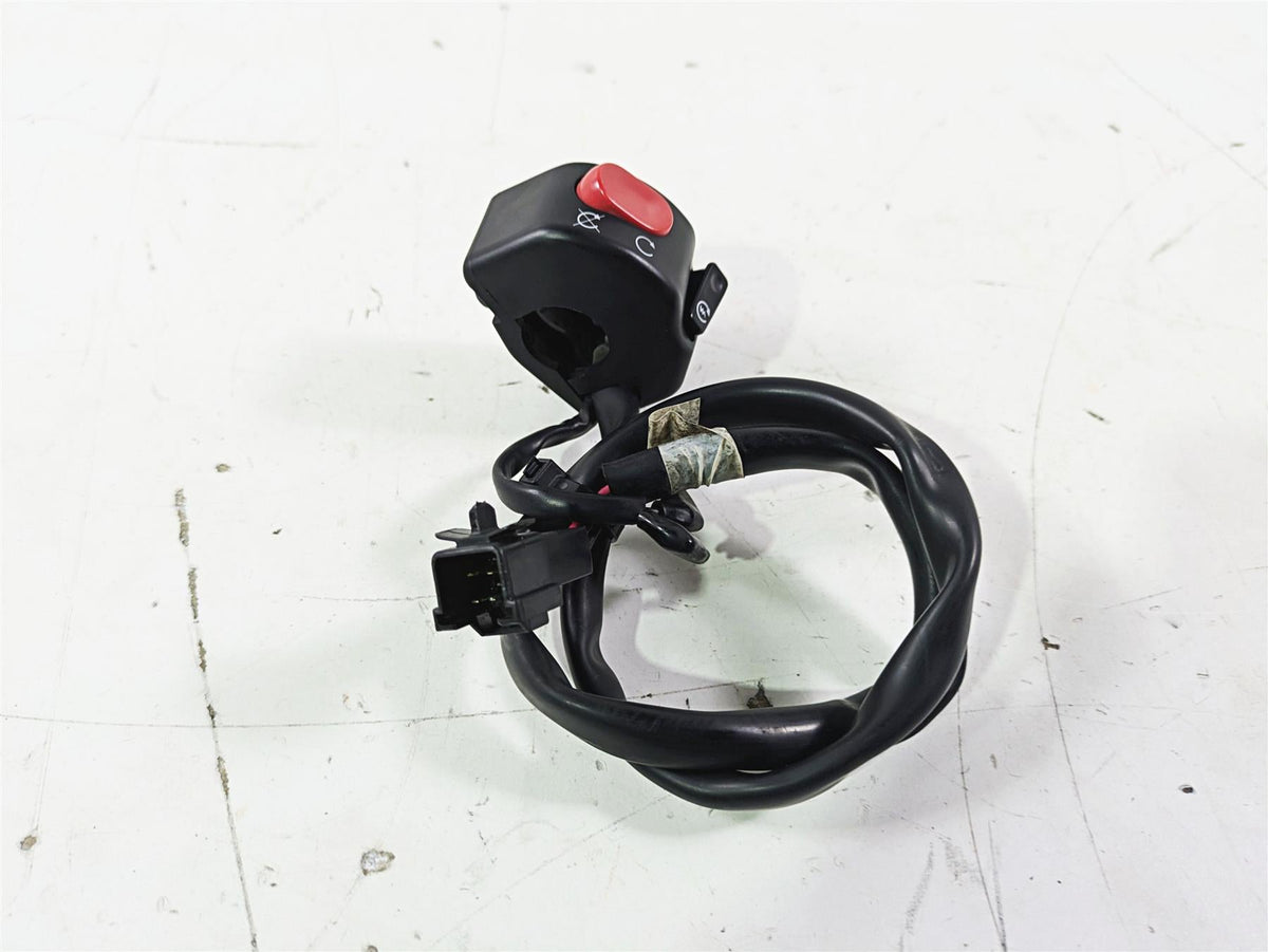 2012 Triumph Daytona 675 Right Hand Start Stop Control Switch T2049237 {{ shop.shopifyCountryName }} - Mototech271