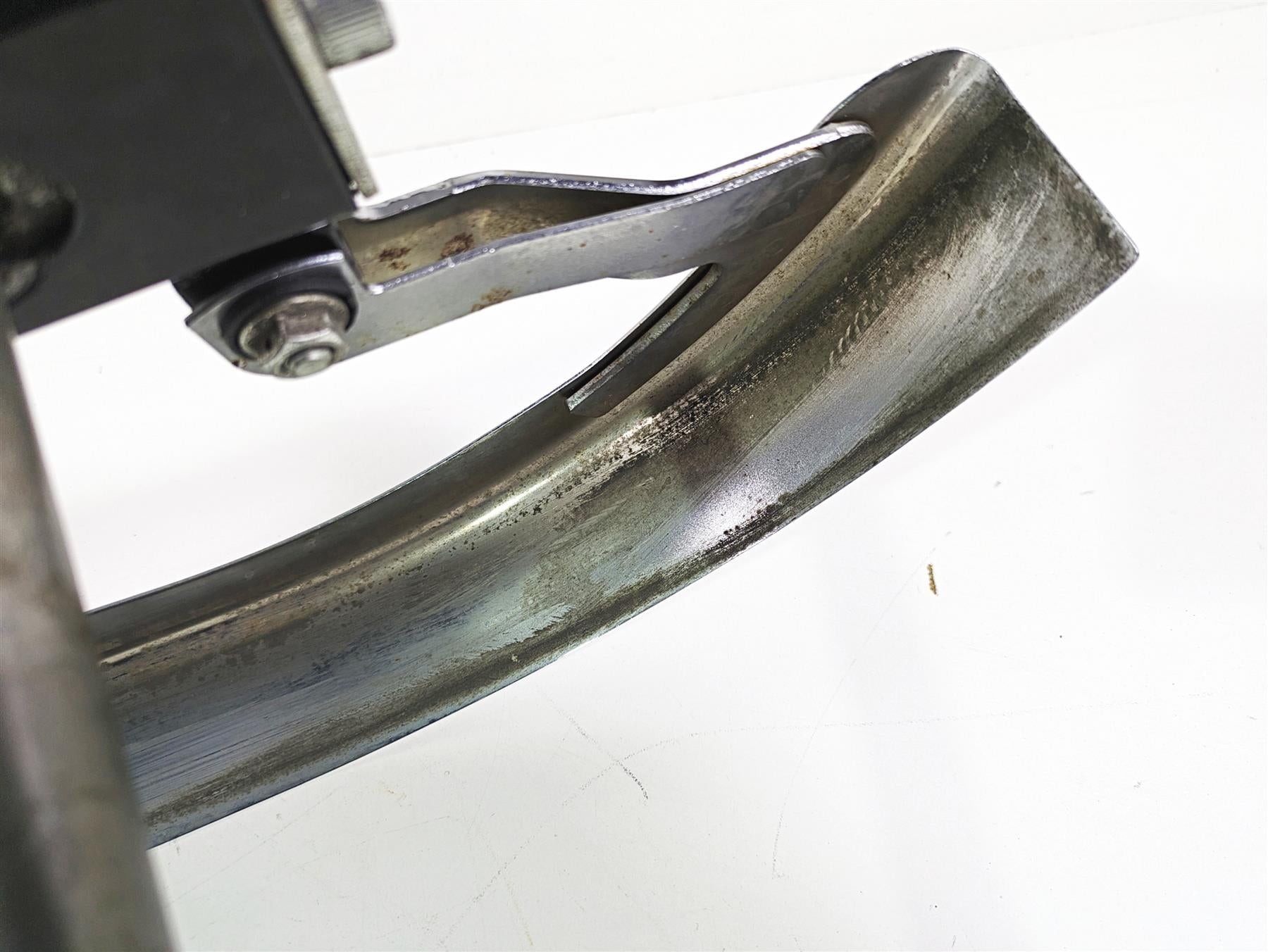 2003 Harley Dyna FXDL Low Rider 100TH Rear Swingarm & Belt Guards 47820-00A {{ shop.shopifyCountryName }} - Mototech271