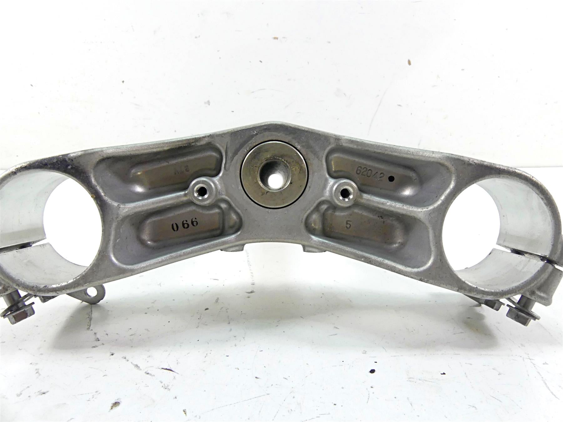 2010 Kawasaki ZX1400 ZX14 R Ninja Lower Triple Tree Clamp 54mm 44037-0039 {{ shop.shopifyCountryName }} - Mototech271