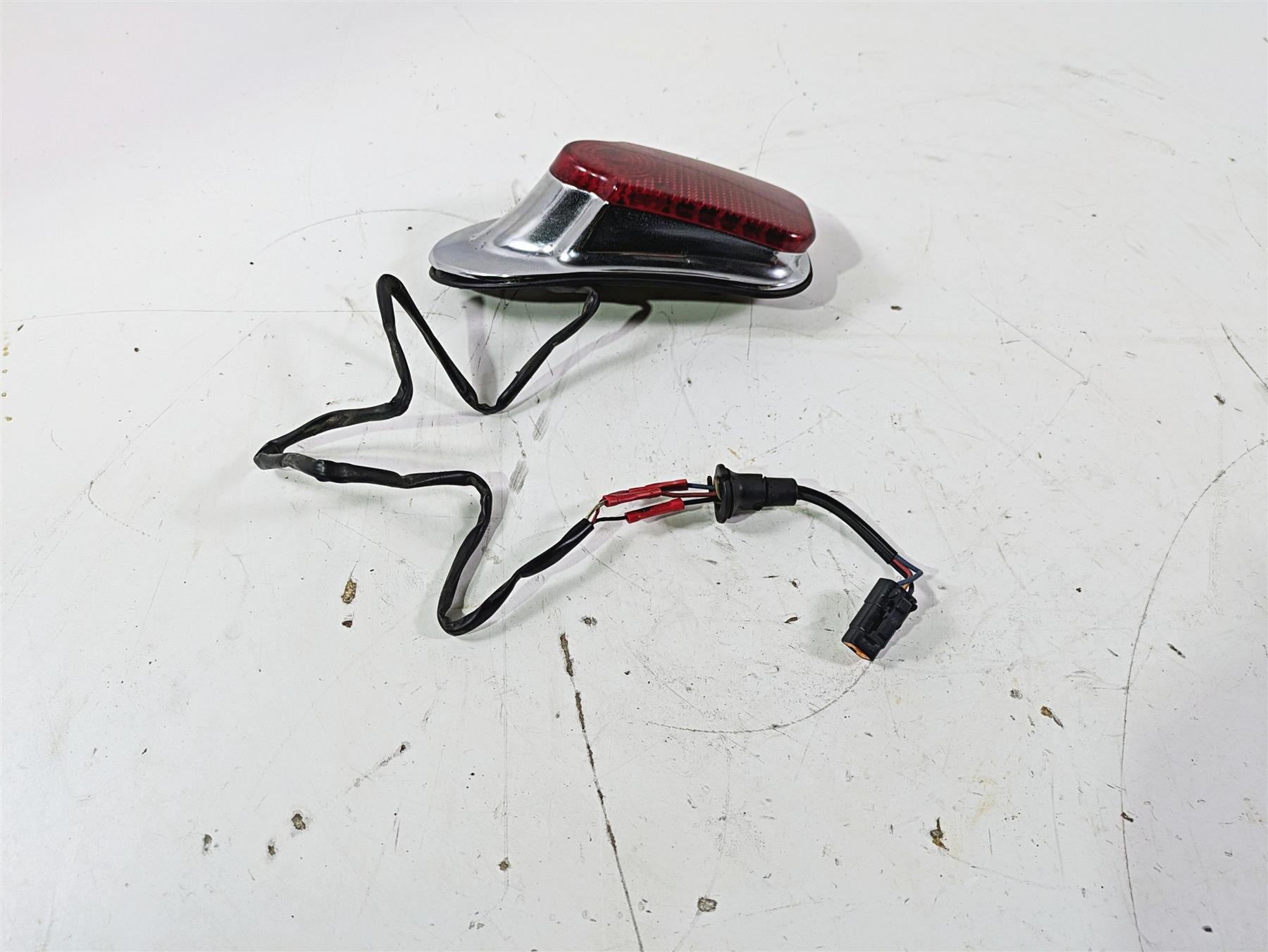 2005 Harley Softail FLSTSCI Heritage Springer Taillight Brake Lamp 68280-05 {{ shop.shopifyCountryName }} - Mototech271