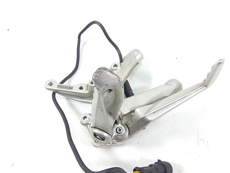 2012 Ducati Panigale 1199S Right Front Footpeg Brake Pedal & Mount 8291A441AA {{ shop.shopifyCountryName }} - Mototech271