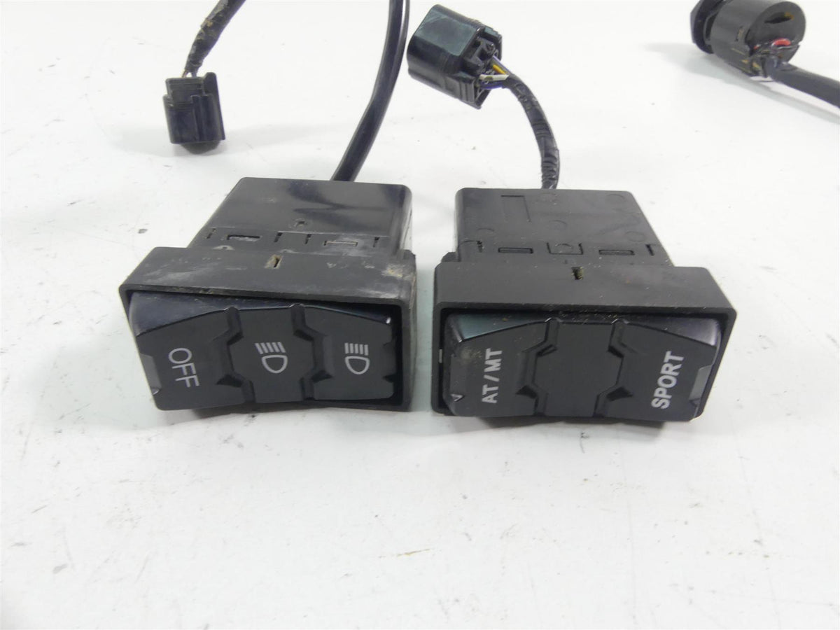 2020 Honda Talon S2X 1000X Ignition Light Awd Mode Switch Key Set 35100-HL6-A01 {{ shop.shopifyCountryName }} - Mototech271