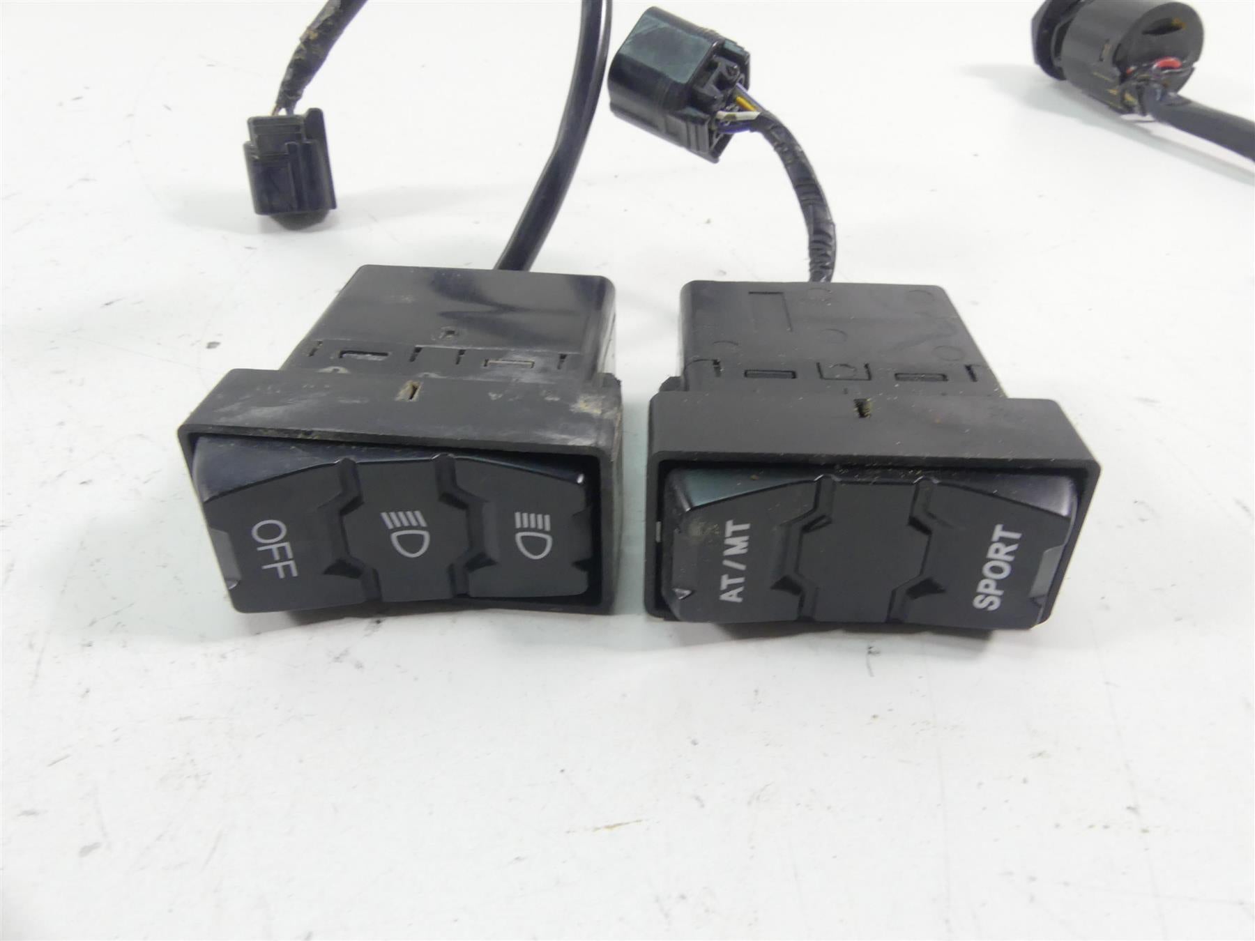 2020 Honda Talon S2X 1000X Ignition Light Awd Mode Switch Key Set 35100-HL6-A01 {{ shop.shopifyCountryName }} - Mototech271