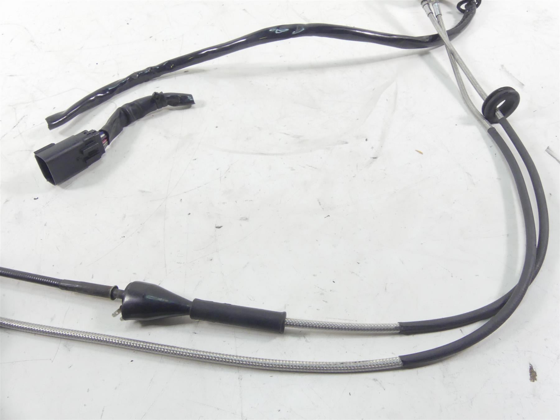 2007 Harley FLHTCU SE2 CVO Electra Glide Right Hand Control Switch 71684-06A {{ shop.shopifyCountryName }} - Mototech271