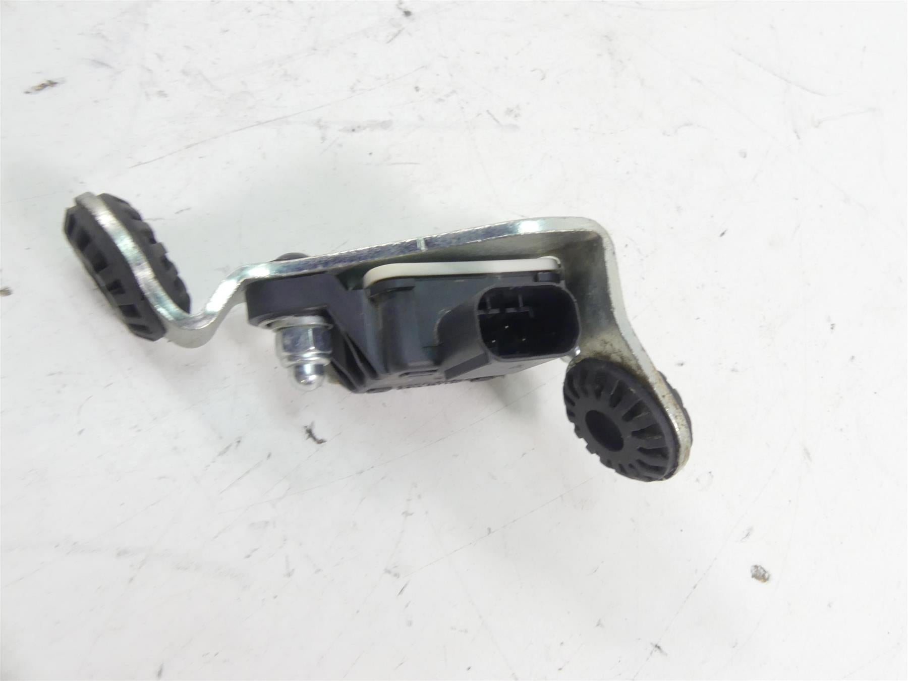 2020 Ducati Multistrada 1260 Enduro Lean Angle Fall Slope Sensor Bosch 6007776 {{ shop.shopifyCountryName }} - Mototech271