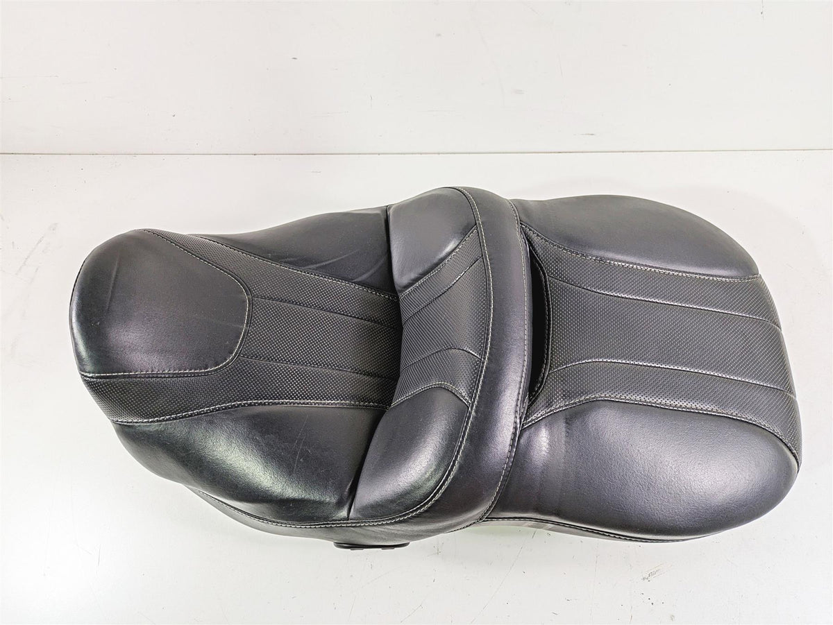 2017 Harley Touring FLHTKSE CVO E-Glide Heated Driver Seat Saddle 52000281 {{ shop.shopifyCountryName }} - Mototech271