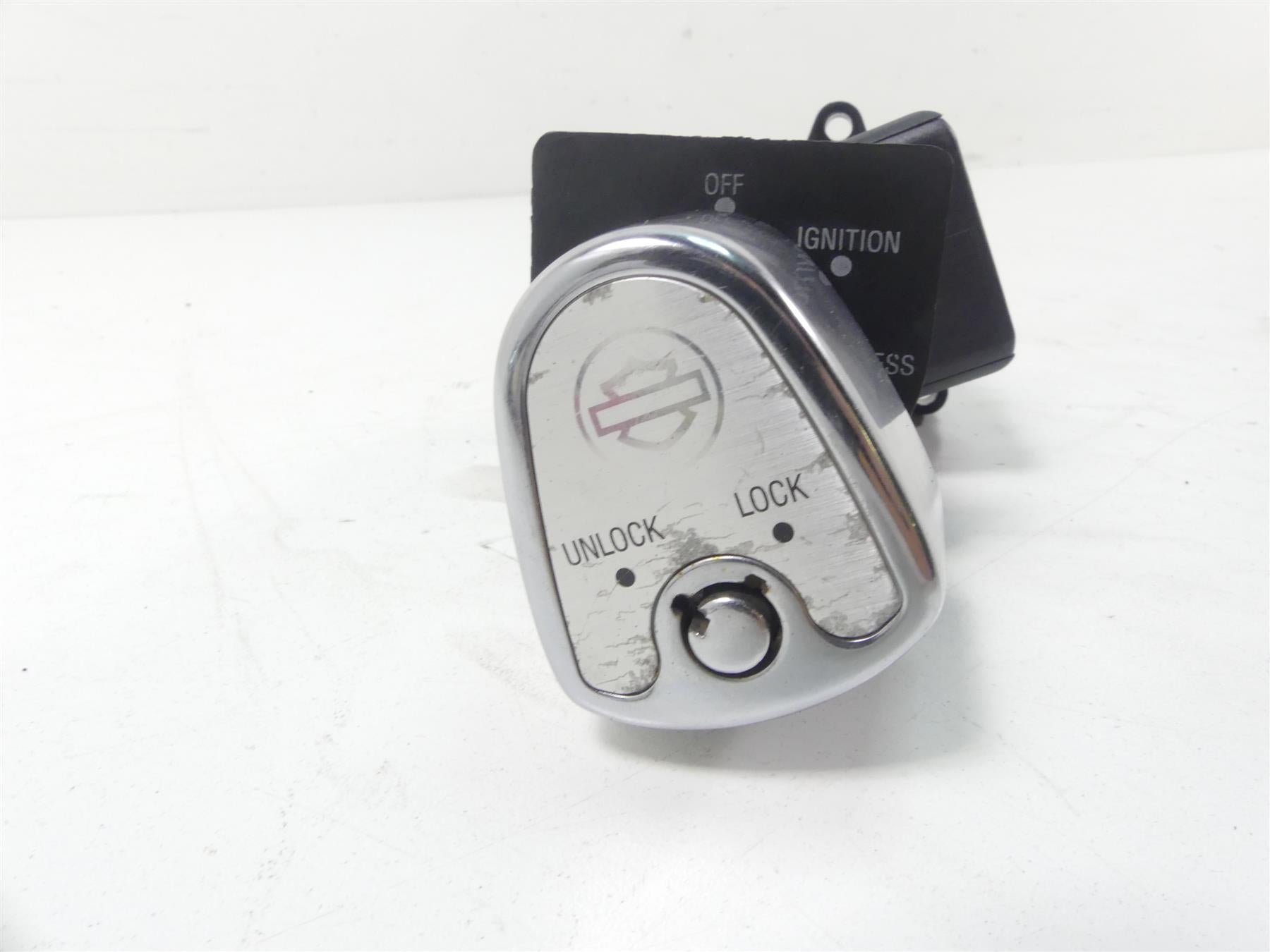 2011 Harley Touring FLTRX Road Glide Ignition Switch Lock - VIN 71572-06 {{ shop.shopifyCountryName }} - Mototech271