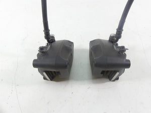 2006 Harley Touring FLHTCUI Electra Glide Front Brake Caliper Set 44046-00D | Mototech271