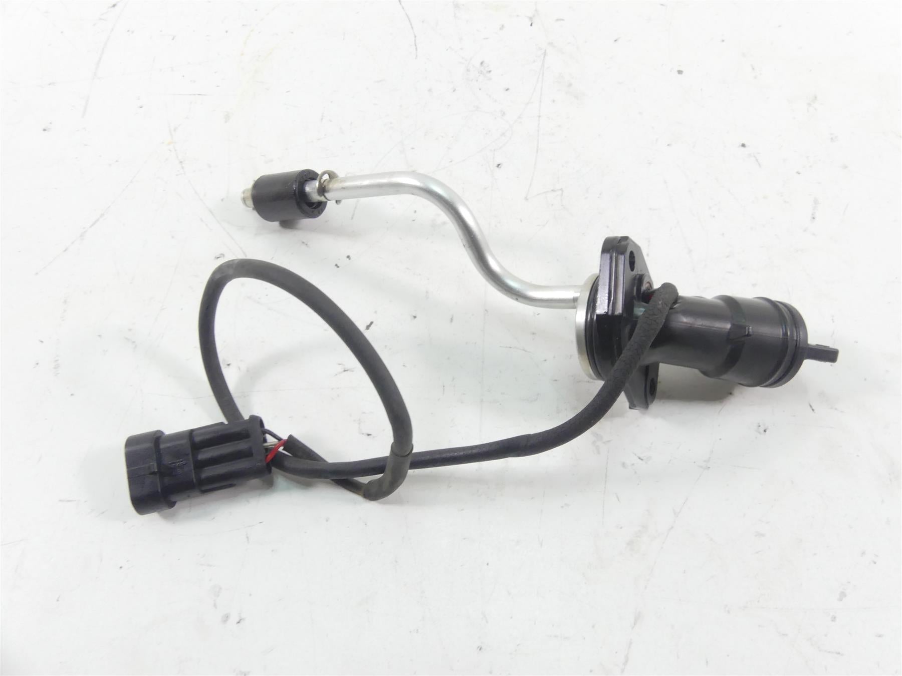 2015 KTM 1290R Super Duke Oil Infill Level Pipe Sensor 61338085100 {{ shop.shopifyCountryName }} - Mototech271