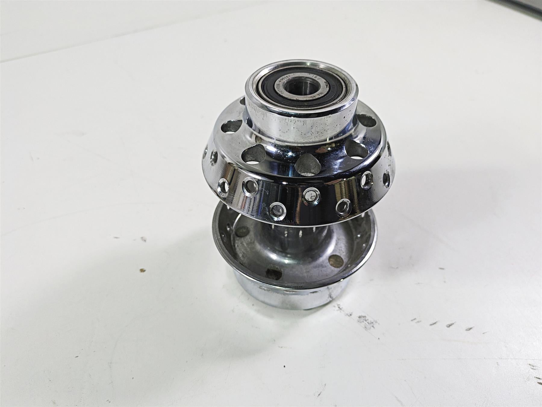 2003 Harley FLSTC Softail Heritage 100th Front Wheel Rim Hub 3/4" 43672-00 {{ shop.shopifyCountryName }} - Mototech271