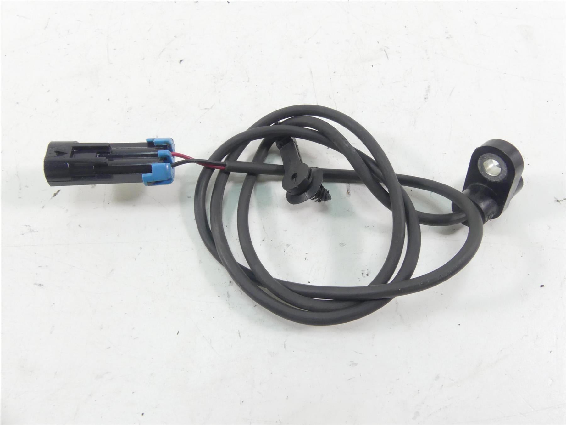 2013 Victory Cross Country Rear Abs Wheel Speed Brake Sensor 4013251 {{ shop.shopifyCountryName }} - Mototech271