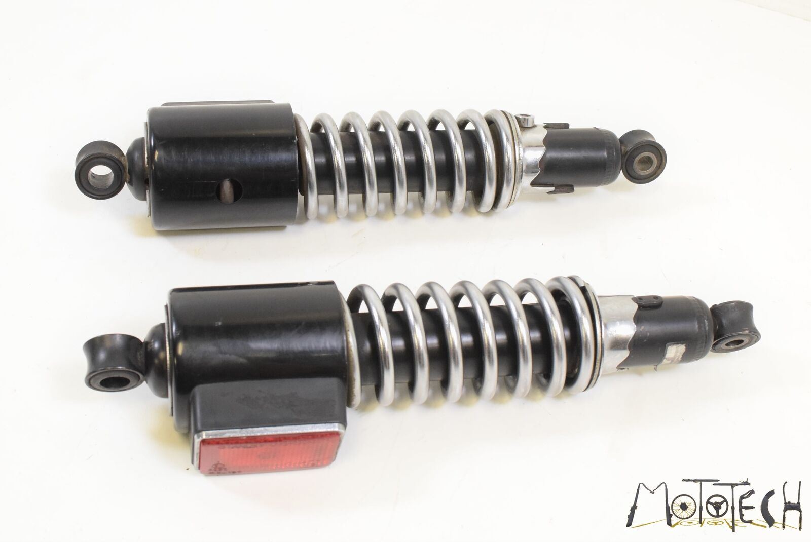 1982 Yamaha XS650 S Rear KYP Shock Damper 12-1/2" SET 5V4-22210-00-00 {{ shop.shopifyCountryName }} - Mototech271