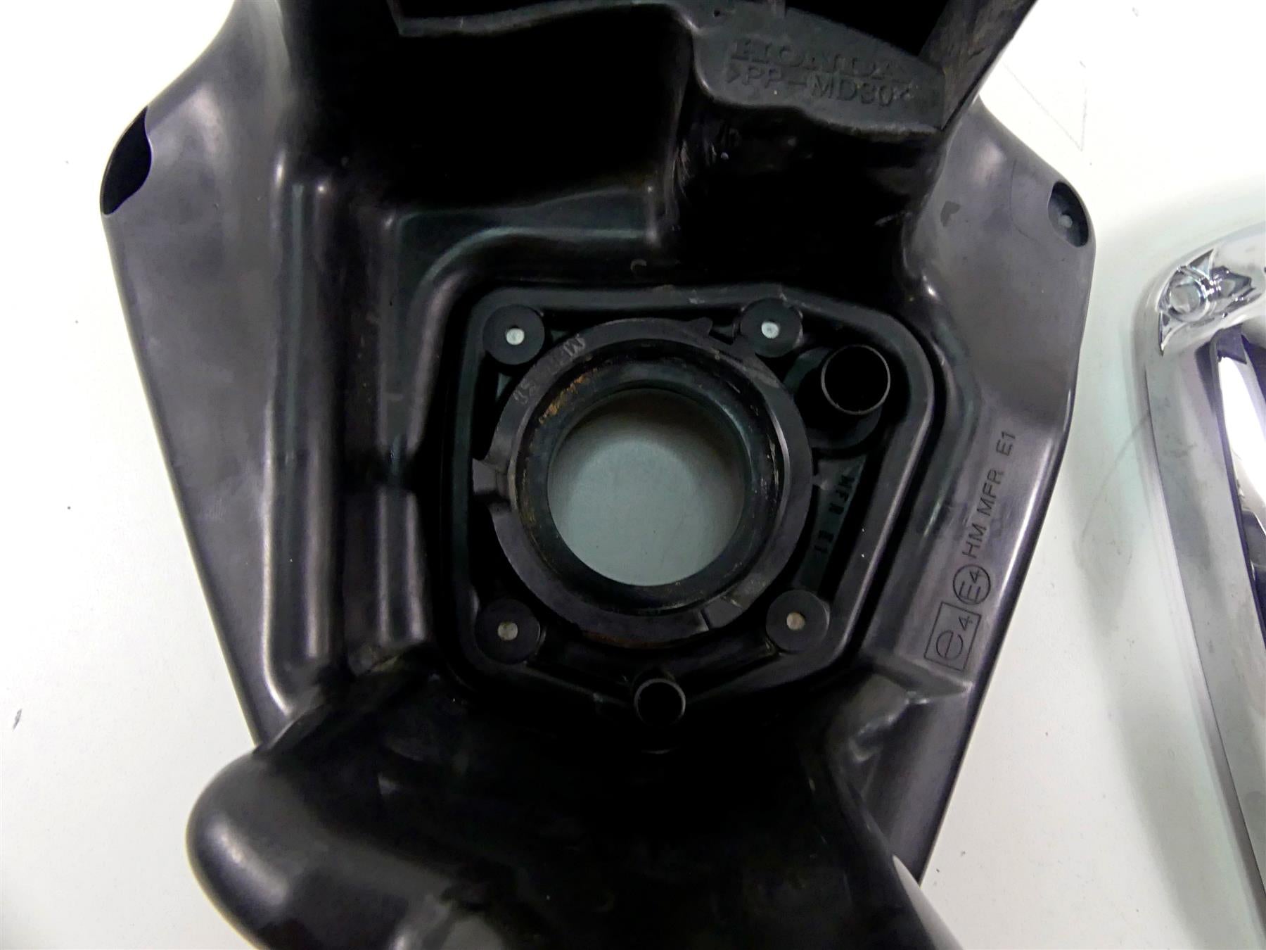 2010 Honda VT1300 CR Stateline Air Cleaner Breather Housing Cover 17231-MFR-670 {{ shop.shopifyCountryName }} - Mototech271