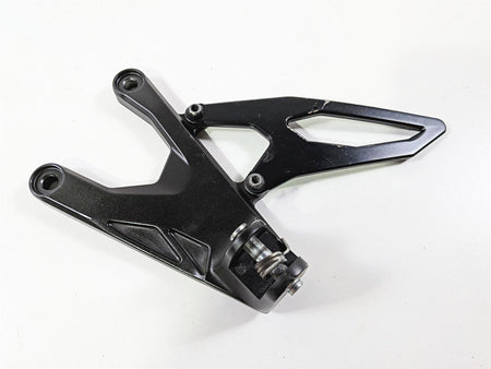 2024 Yamaha YZF R1 RN65 Front Left Rider Footpeg Mount - Read 2CR-27442-00-00 {{ shop.shopifyCountryName }} - Mototech271