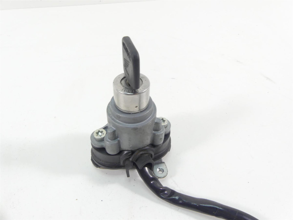 2003 Honda VT1100 C2 Shadow Sabre Ignition Switch Key Lock Set 35010-MCK-A00 {{ shop.shopifyCountryName }} - Mototech271