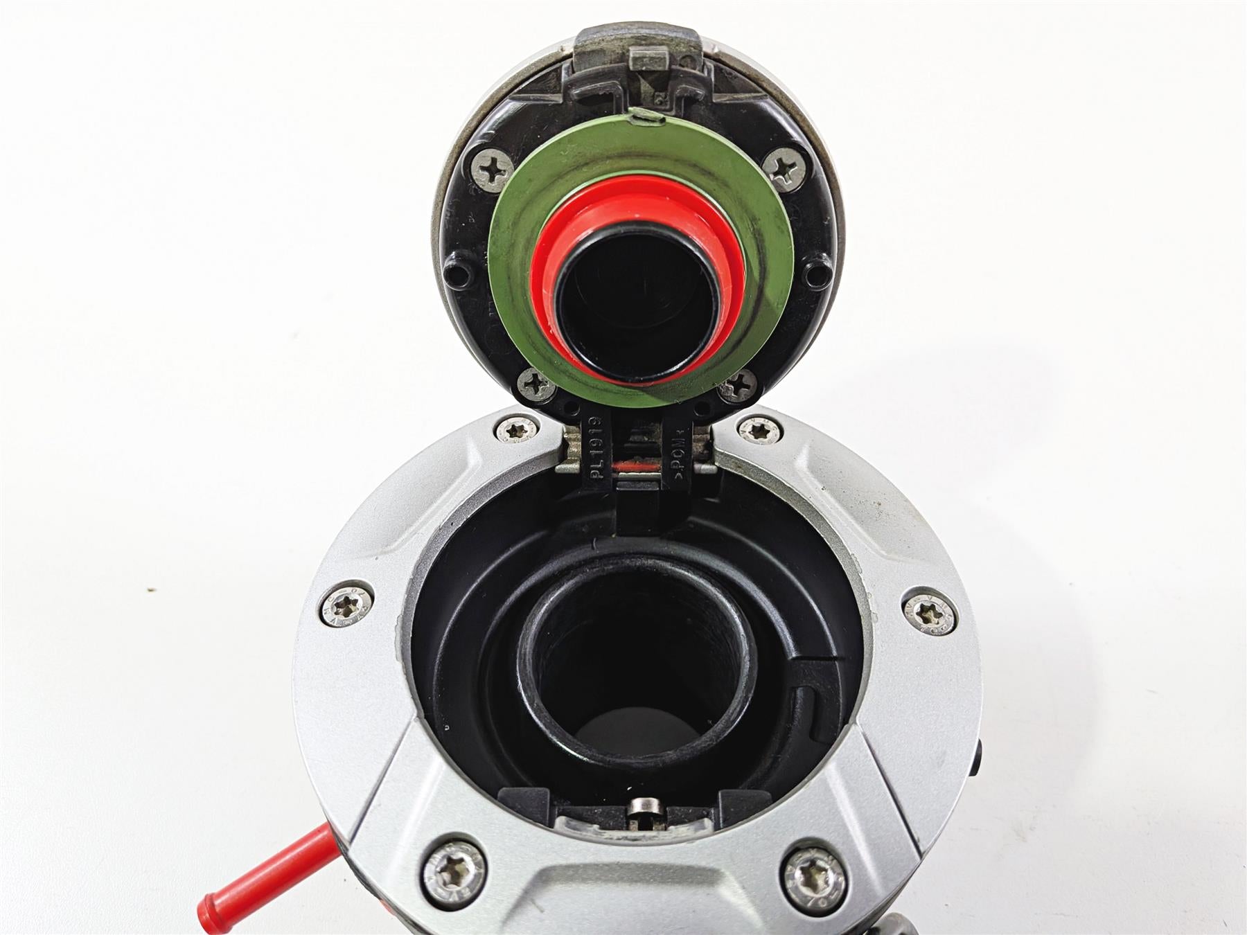 2023 BMW F850GS K81 Keyless Fuel Gas Petrol Tank Lid Cap 16118394060 {{ shop.shopifyCountryName }} - Mototech271