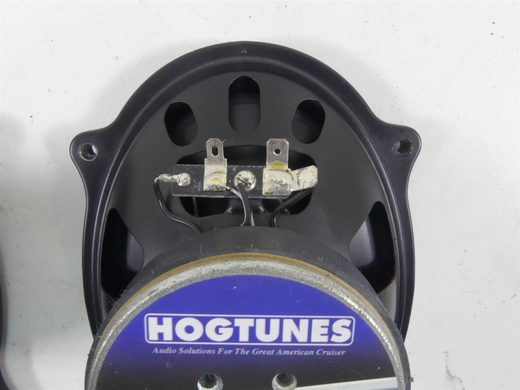 2011 Harley Touring FLTRU Road Glide Front Hogtunes Gen3 5x7 Speaker Set 3572-AA {{ shop.shopifyCountryName }} - Mototech271