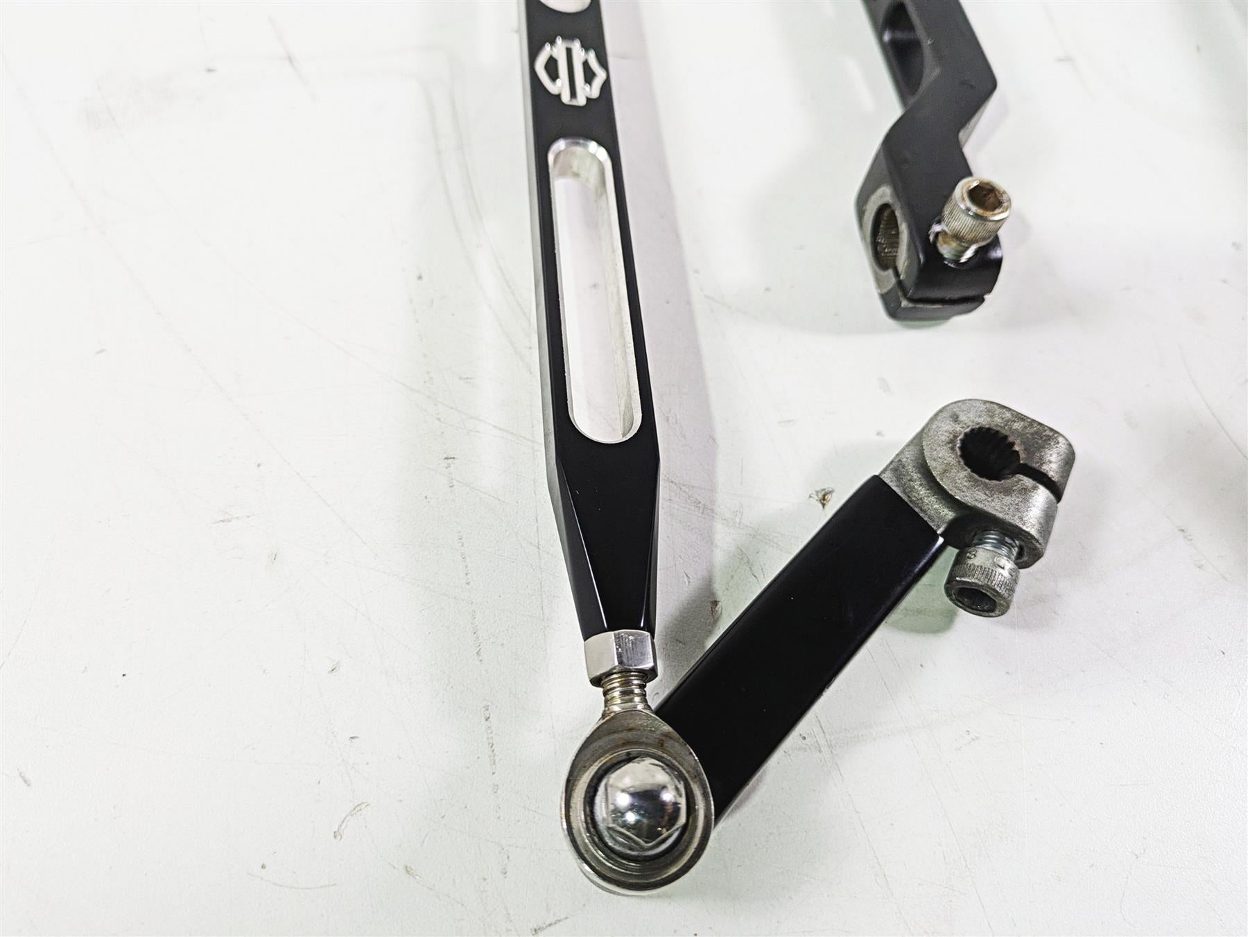 2008 Harley FLSTSB Cross Bones Diamond Black Brake Pedal & Shifter 46718-08 {{ shop.shopifyCountryName }} - Mototech271