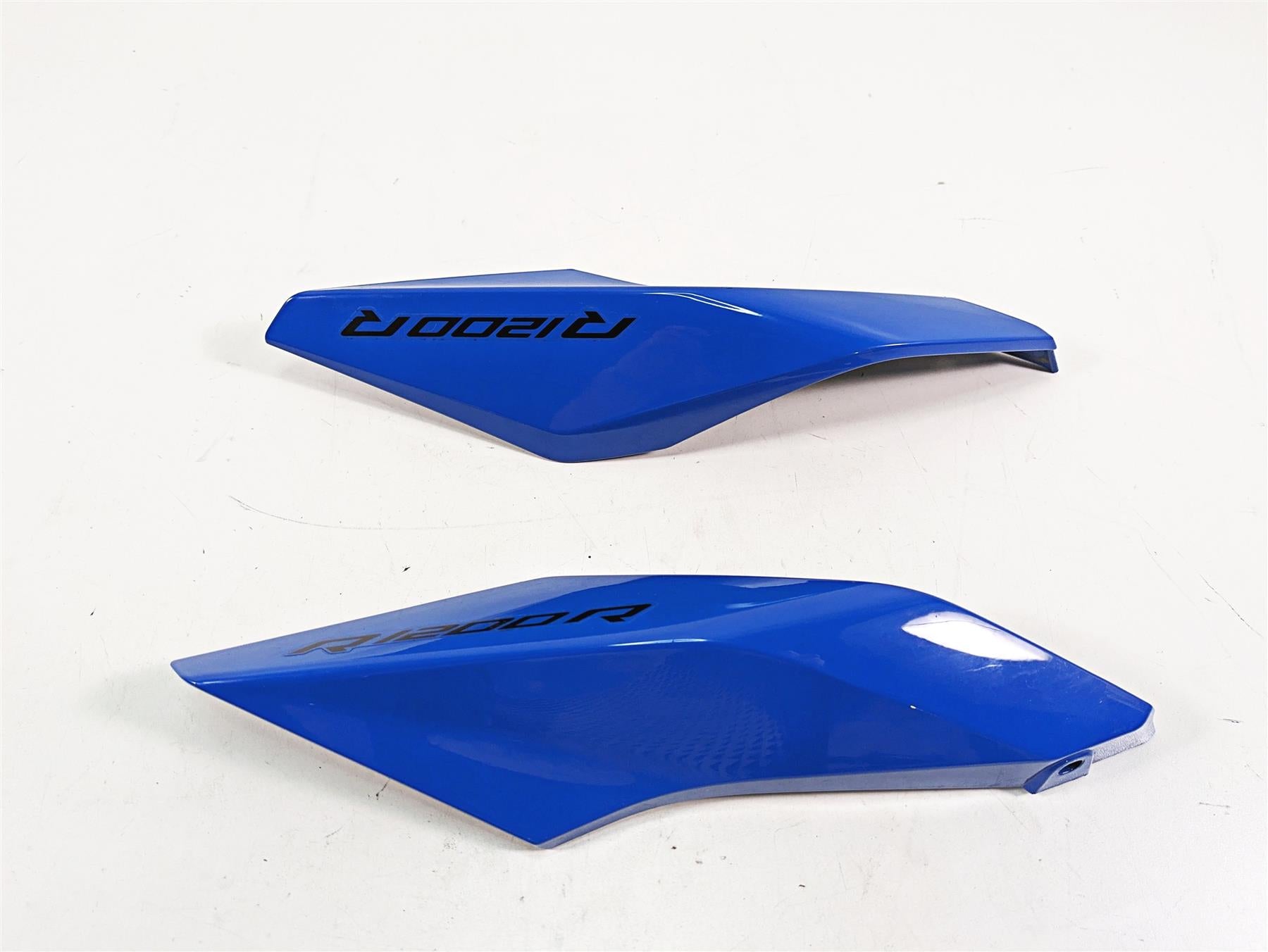 2016 BMW R1200R K53 Tail Side Cover Fairing Set 46638534279 46638534280 {{ shop.shopifyCountryName }} - Mototech271