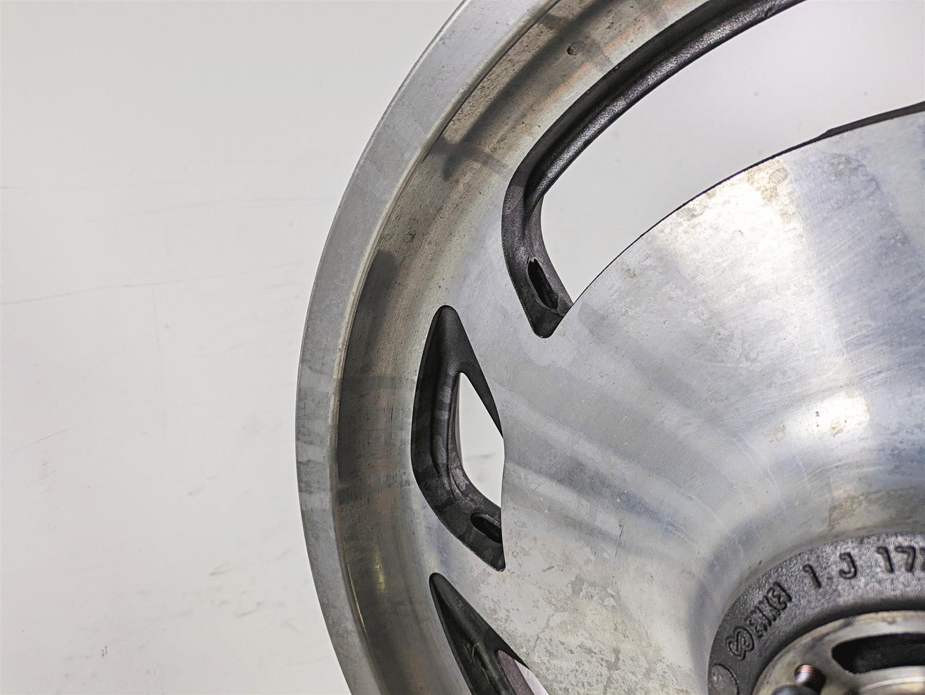 1998 Honda GL1500 Valkyrie Tour Straight 17x3.5 Front Wheel Rim 44650-MZ0-674 {{ shop.shopifyCountryName }} - Mototech271