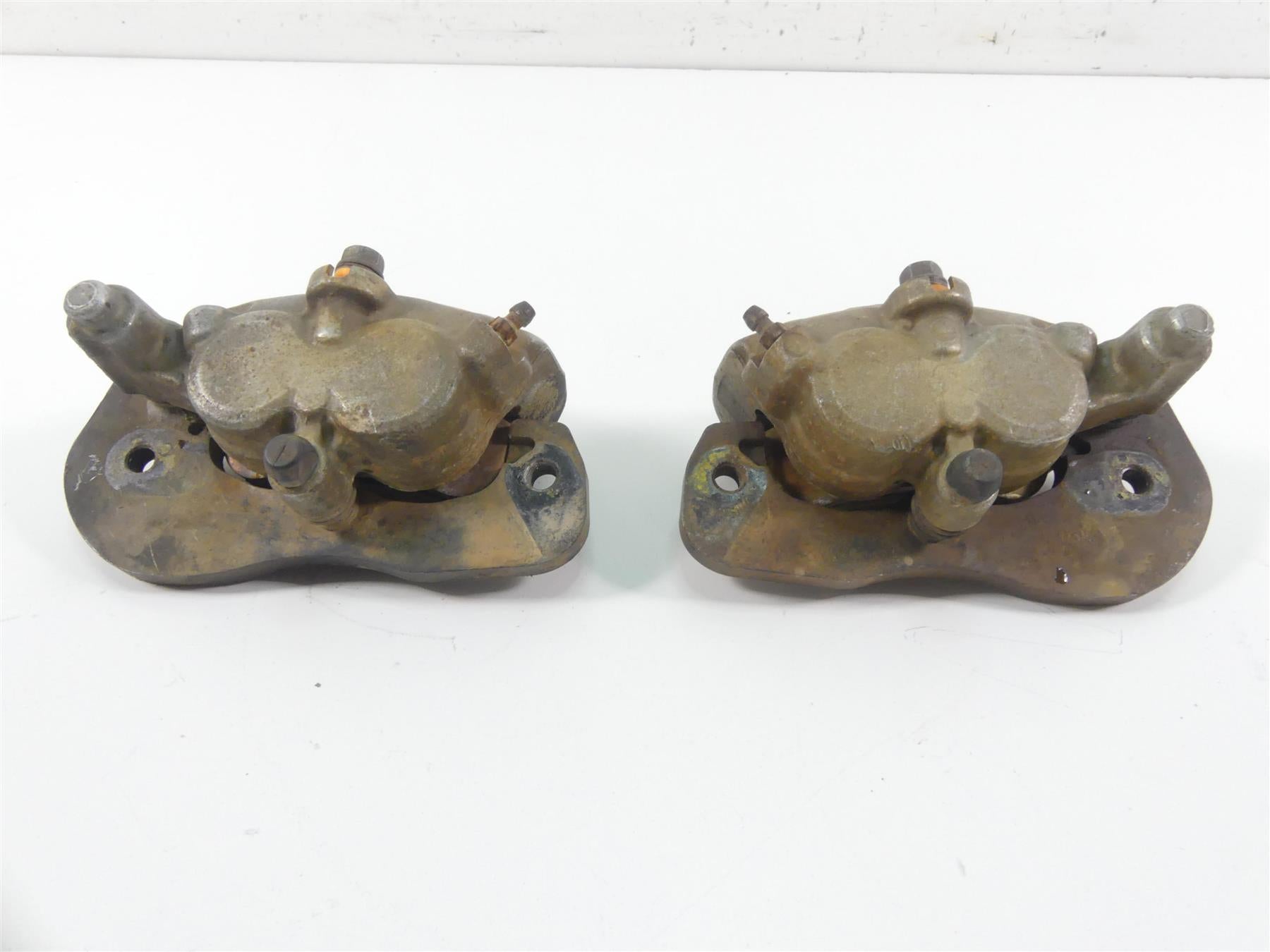 2020 Can Am Maverick X3 XMR Turbo RR Front Brake Caliper Set 705601887 705601888