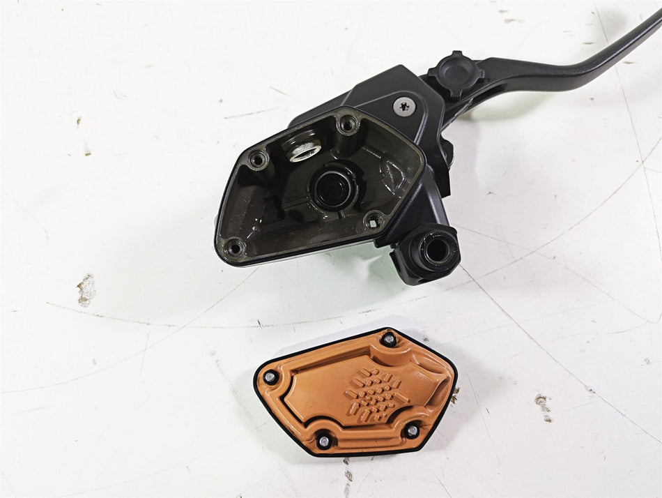 2016 BMW R1200GS GSW K50 Front Brake Master Cylinder 32728559604 {{ shop.shopifyCountryName }} - Mototech271