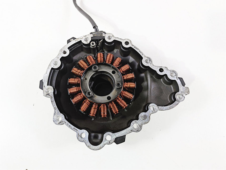 2019 Triumph Speed Triple RS 1050 Stator Alternator Generator & Cover T1300196 {{ shop.shopifyCountryName }} - Mototech271