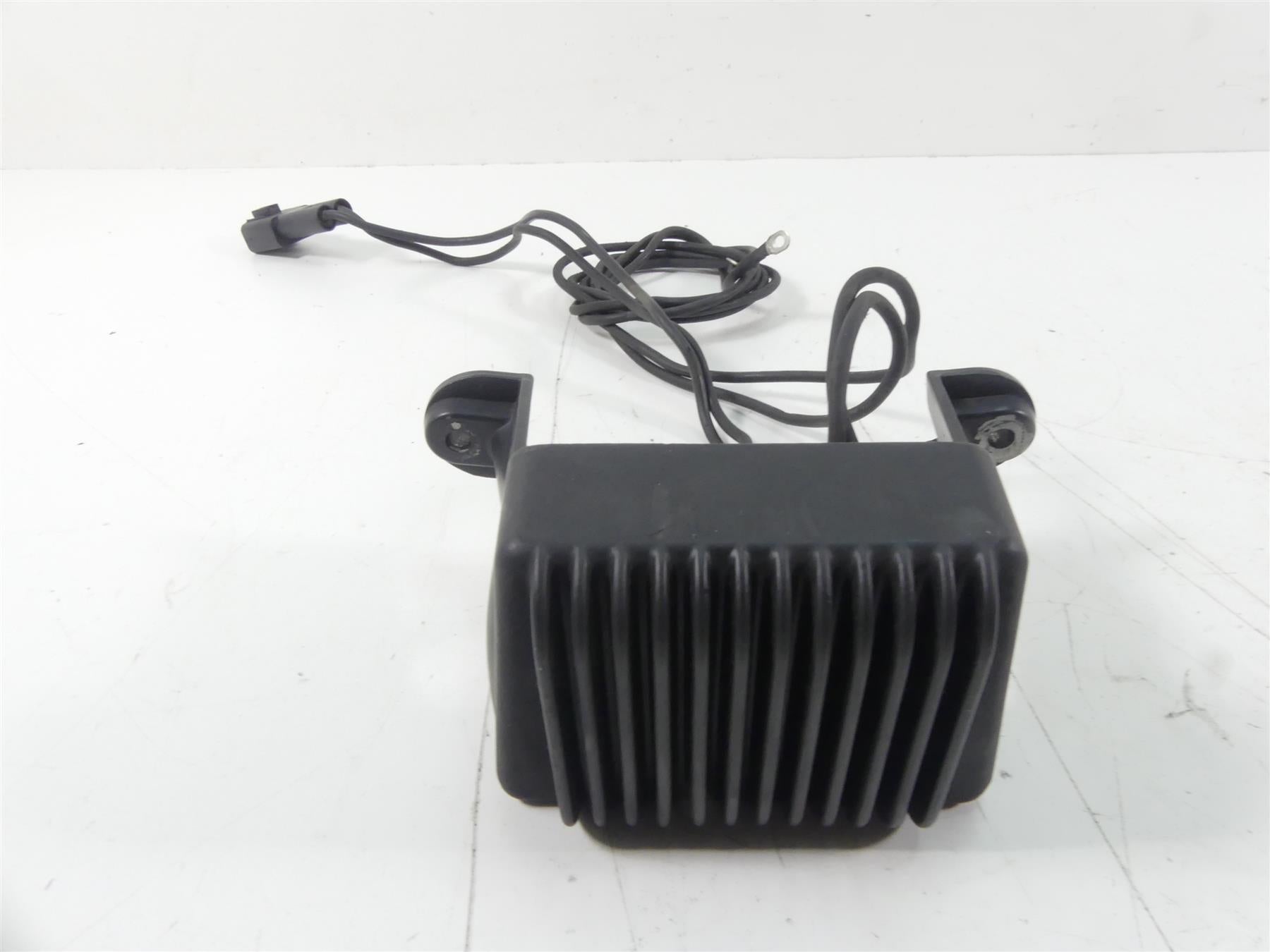 1998 Harley Touring FLHTC Electra Glide Rectifier Voltage Regulator 74505-97 {{ shop.shopifyCountryName }} - Mototech271