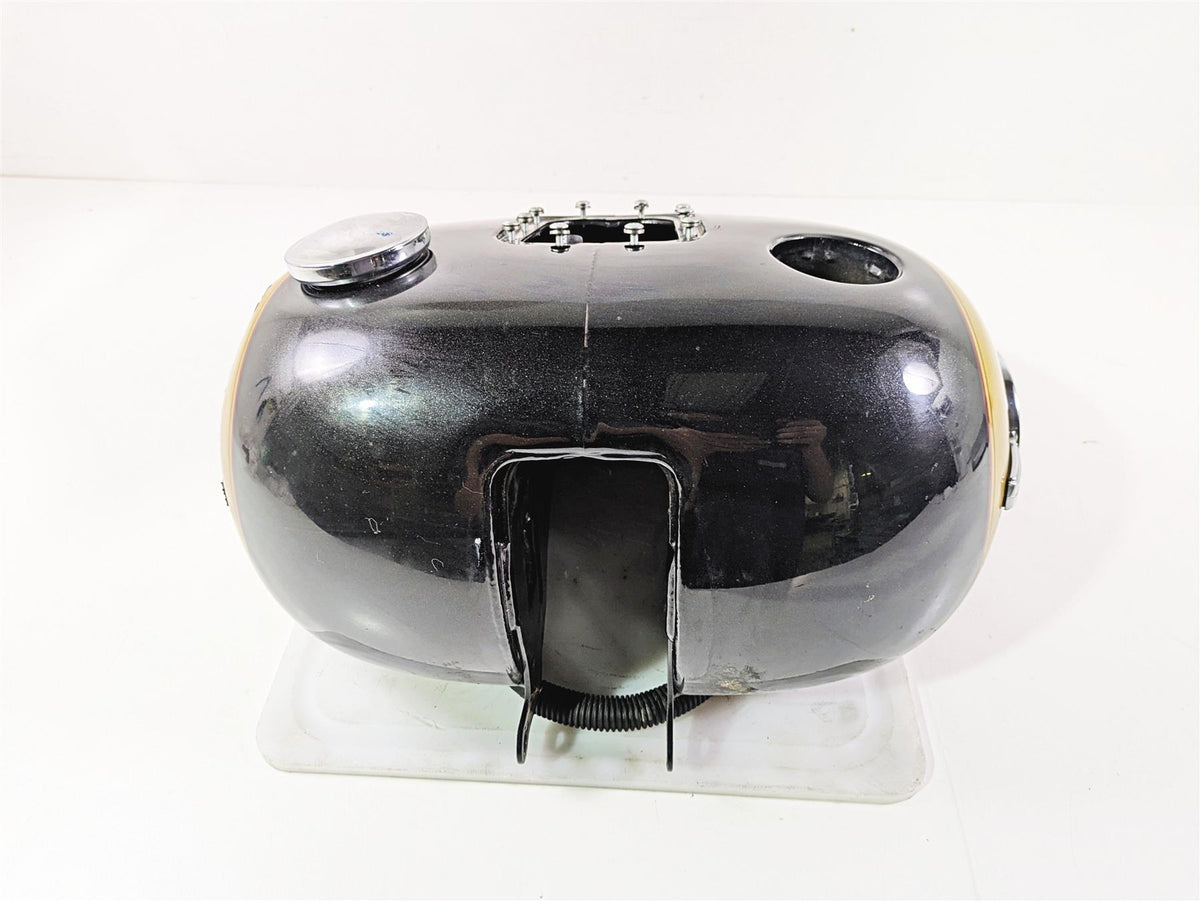 2017 Harley Softail Heritage Classic FLSTC Fuel Gas Petrol Tank 61625-11 {{ shop.shopifyCountryName }} - Mototech271