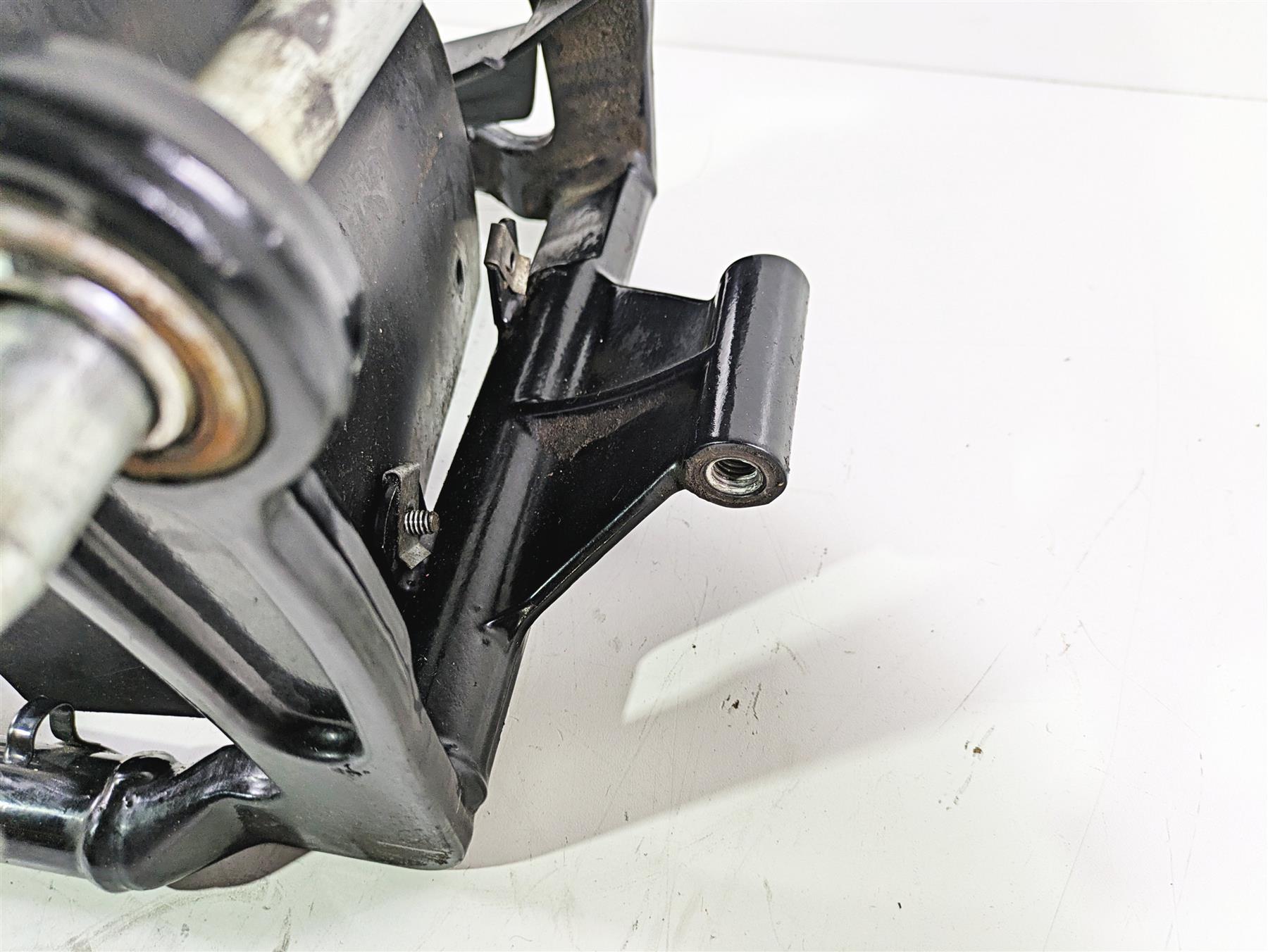 2004 Harley FLSTCI Softail Heritage Rear Swingarm & 3/4 Axle 47573-00A {{ shop.shopifyCountryName }} - Mototech271