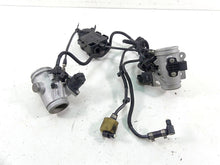 Load image into Gallery viewer, 2009 BMW R1200 GS K25 Throttle Body Set &amp; Cables - Read 13547705239 13547705239 | Mototech271

