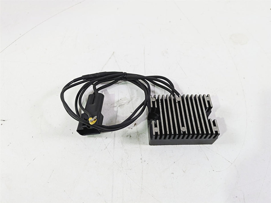 2002 Harley Dyna FXDL Low Rider Rectifier Voltage Regulator 74518-99A {{ shop.shopifyCountryName }} - Mototech271