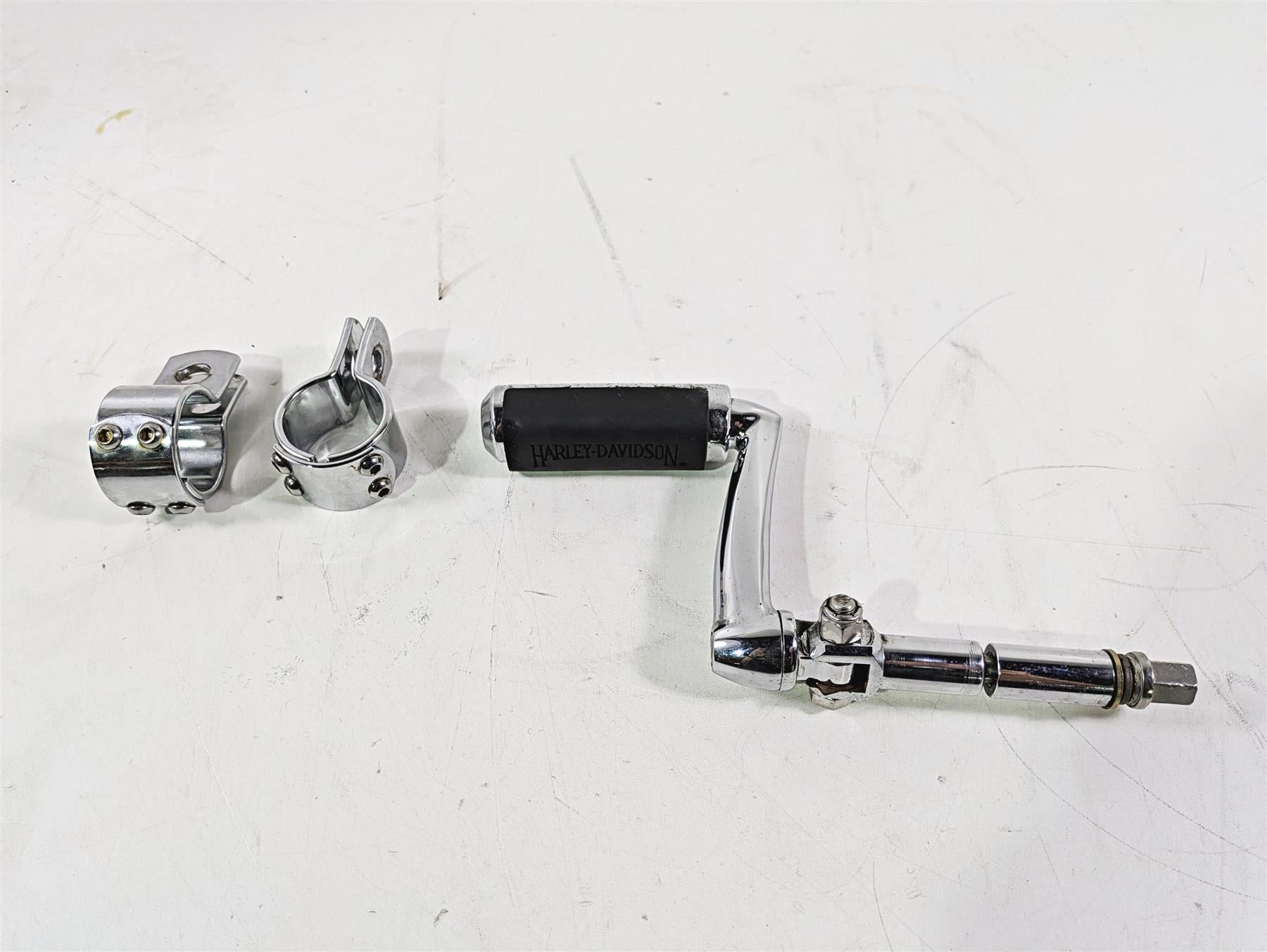 2006 Harley VRSCR Street V-Rod 1 Side Highway Foot Peg Rest Only {{ shop.shopifyCountryName }} - Mototech271