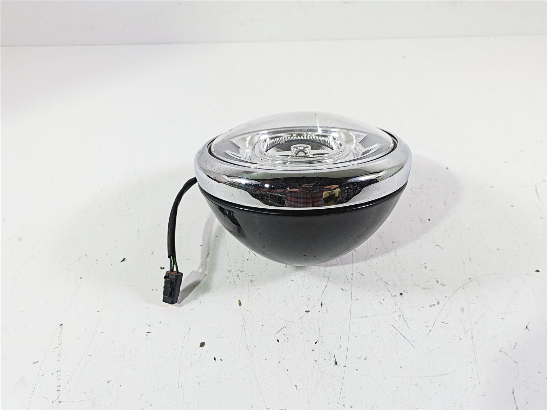 2021 Harley Softail FLSL Slim Headlight Head Light Lamp 67700320A 67700347 {{ shop.shopifyCountryName }} - Mototech271