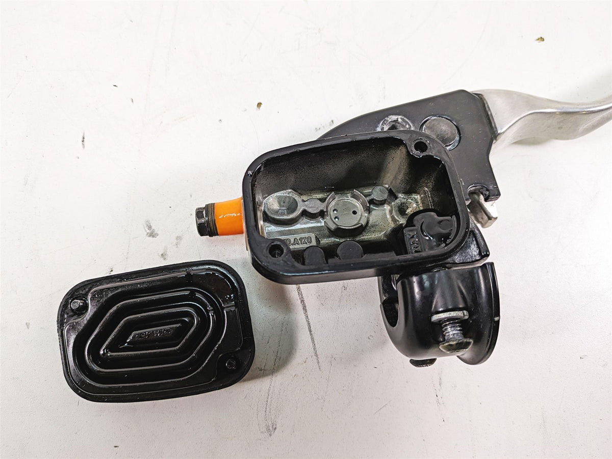 2011 Harley Touring FLTRU Road Glide Front Brake Master Cylinder 44551-08F {{ shop.shopifyCountryName }} - Mototech271