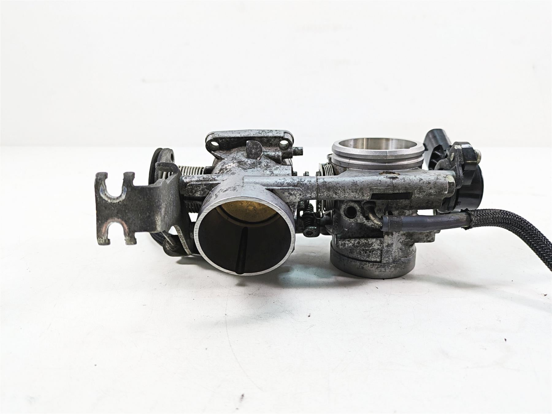 2009 Yamaha XV1900 Raider Mikuni Throttle Body Bodies -Tested 5C7-13750-00-00 {{ shop.shopifyCountryName }} - Mototech271