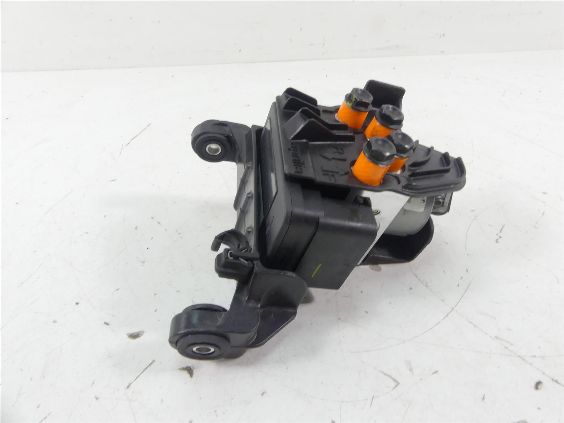 2021 Aprilia RS 660 Abs Brake Pump Control Module Unit 2D000540 {{ shop.shopifyCountryName }} - Mototech271