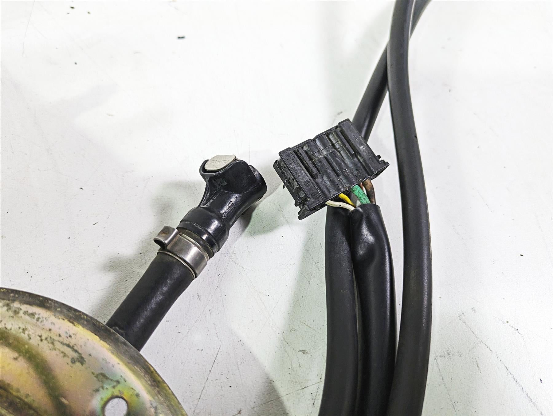 2004 BMW R1150GS R21 Fuel Gas Petrol Pump & Sending Unit 16141341231 {{ shop.shopifyCountryName }} - Mototech271