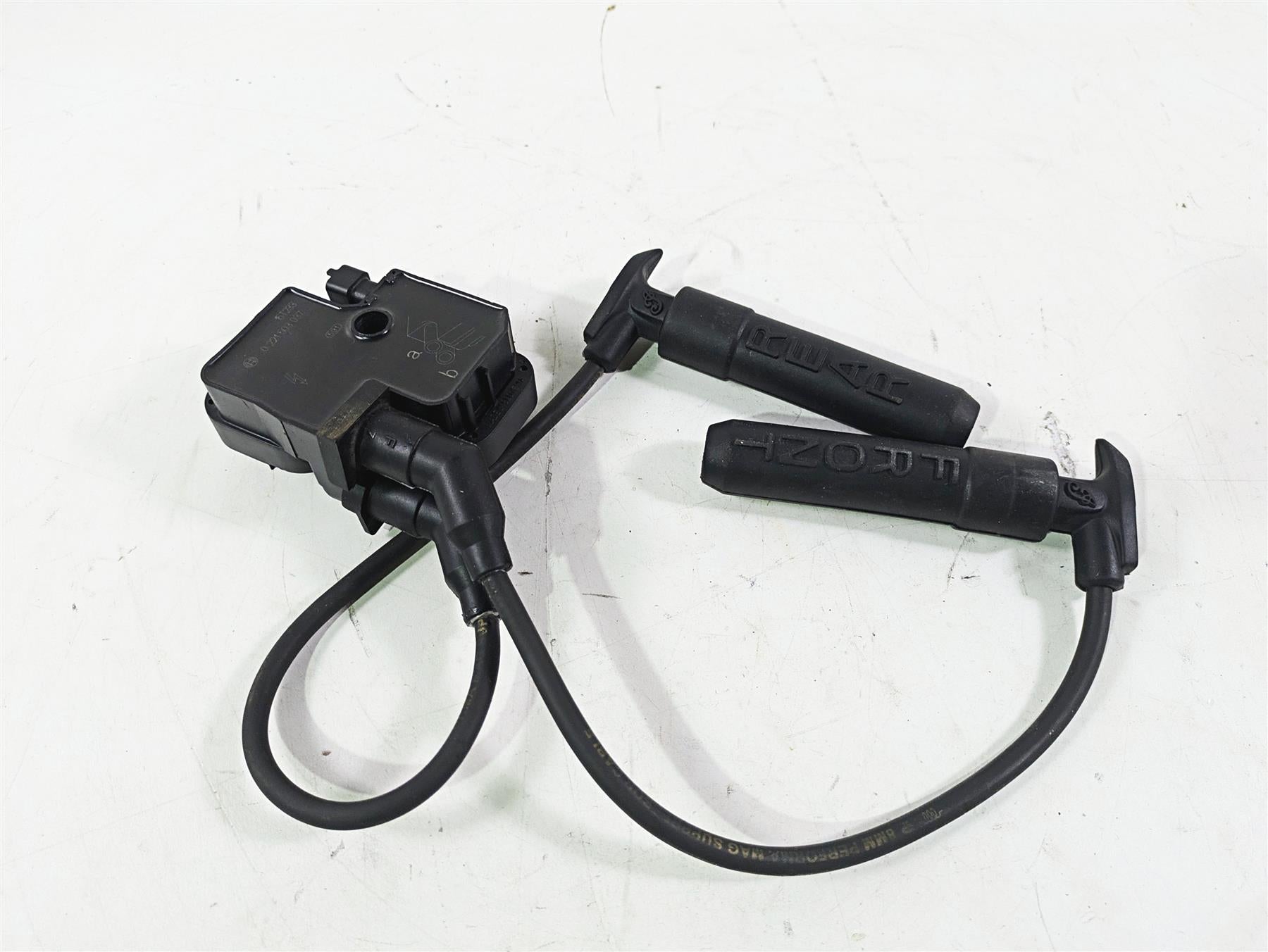 2018 Indian Chieftain Limited Ignition Coil Wires Plugs 4010425 2876049 {{ shop.shopifyCountryName }} - Mototech271