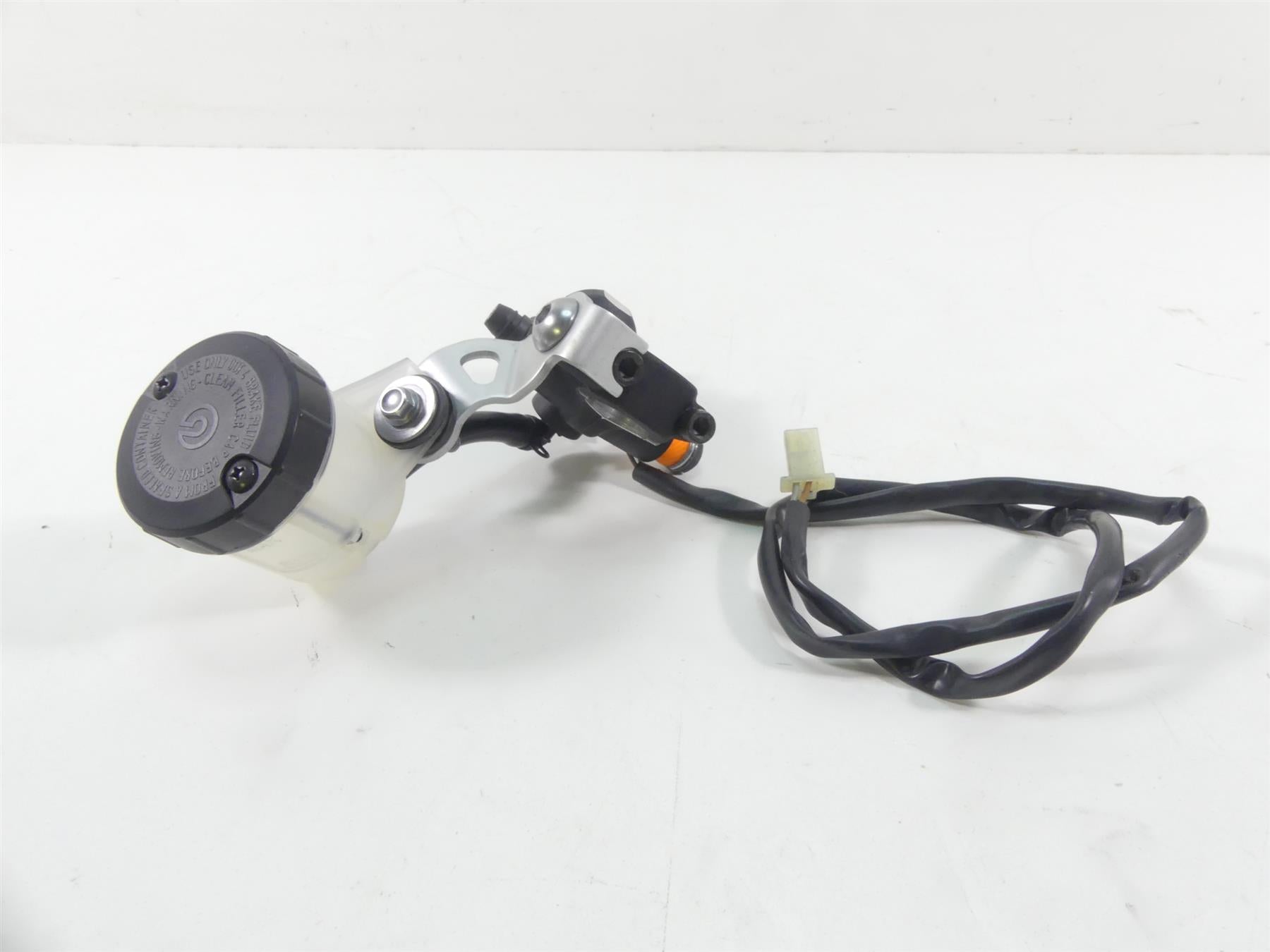 2015 Triumph 1050 Speed Triple R Front Brembo Radial Brake Master Cylin T2024850 {{ shop.shopifyCountryName }} - Mototech271