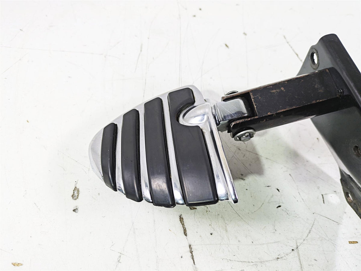 2002 Honda GL1500 CD Valkyrie Deluxe Rear Passenger Footpeg Set 50815-MZ0-000 {{ shop.shopifyCountryName }} - Mototech271
