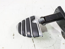 Load image into Gallery viewer, 2002 Honda GL1500 CD Valkyrie Deluxe Rear Passenger Footpeg Set 50815-MZ0-000
