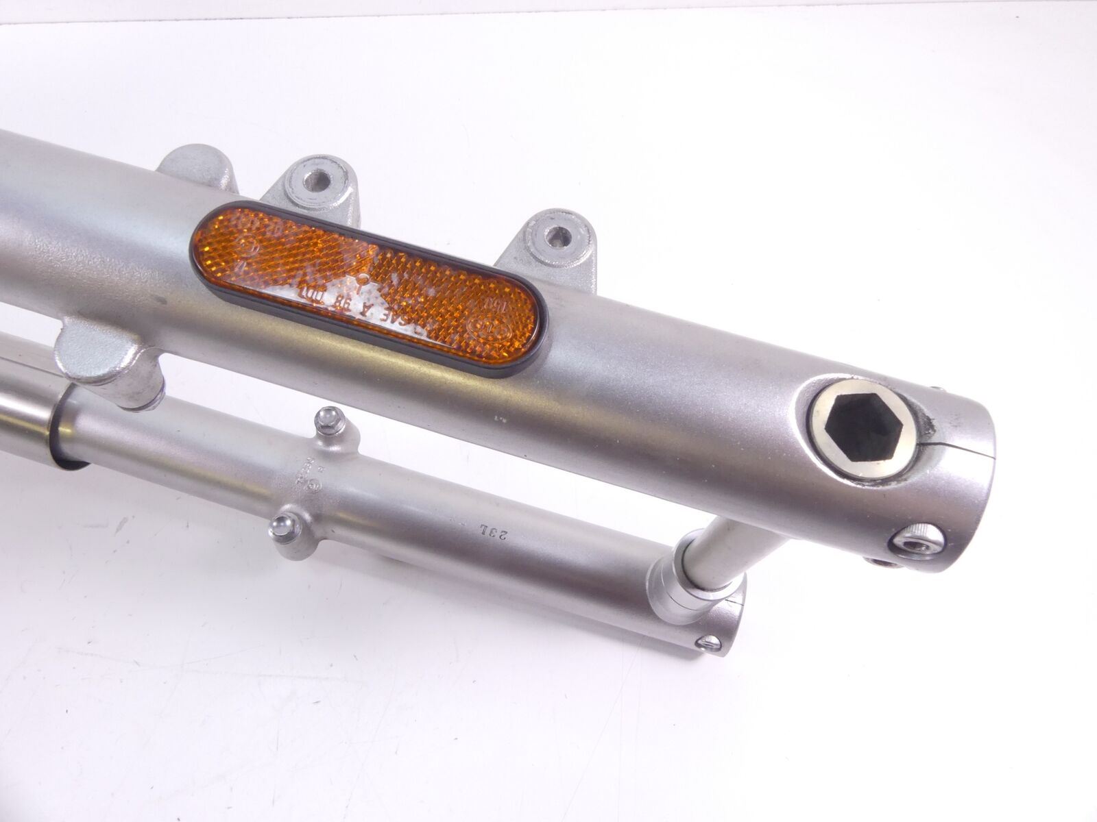 2013 Triumph America EFI Straight Front Forks Triple Tree Suspension Set T204058 {{ shop.shopifyCountryName }} - Mototech271